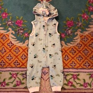 Minnie Mouse rainbow jumper